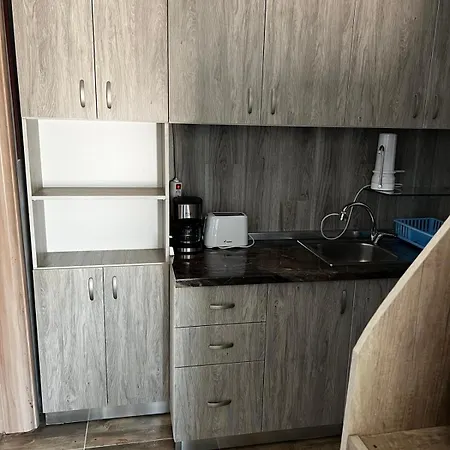 Panzió Red Rose Tirana